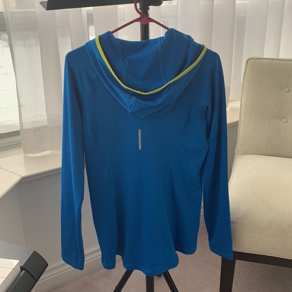 NWT Reebok workout jacket - Picture 3 of 7